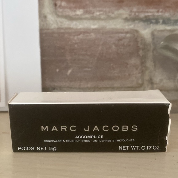 New Marc Jacob’s Accomplice Concealer - Deep 50 - Picture 6 of 7